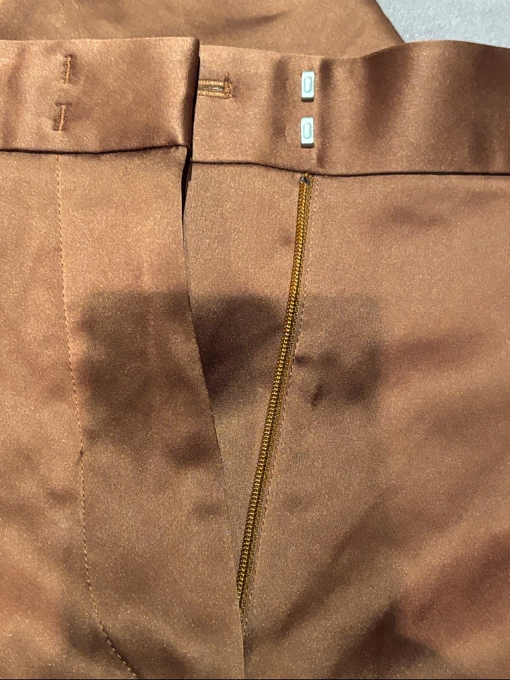 COS Wide-Leg High-Rise satin Trousers in Brown in size 2 - Picture 8 of 10